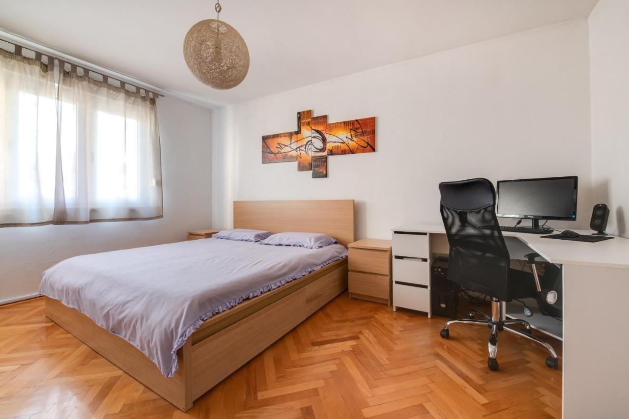 Apartment Niksa Pula Exteriér fotografie